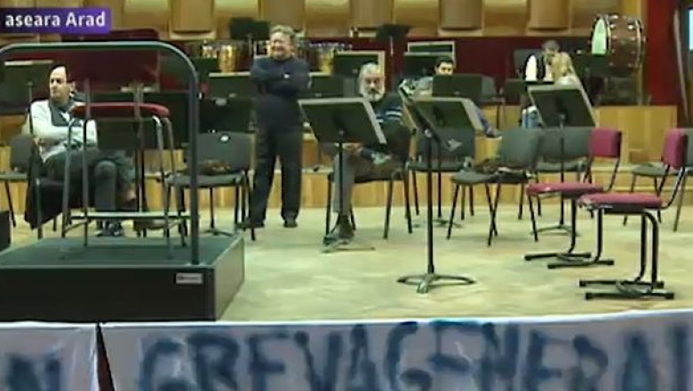 Greva opreste muzica. Muzicienii cer demisia managerului Filarmonicii de Stat Arad Imagine