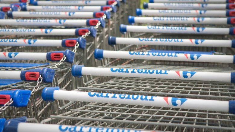 Grupul Carrefour vrea sa se retraga din Romania, dupa 24 de ani de prezenta pe piata Imagine