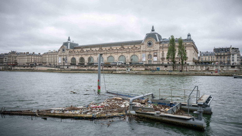 Gunoierii din Paris ameninta cu greva generala in perioada Jocurilor Olimpice Imagine