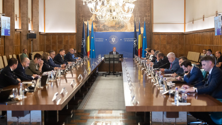Guvernul a inghetat angajarile la stat pe posturile vacante. Masura se aplica de la 1 iulie Imagine