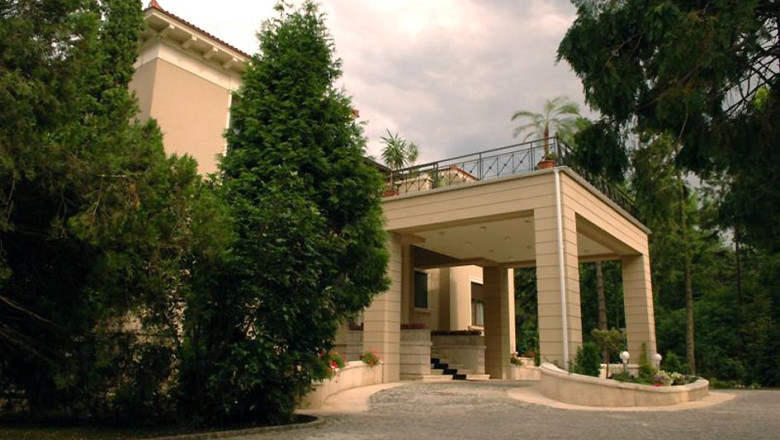 Guvernul ii ofera lui Klaus Iohannis posibilitatea sa opteze pentru vilele de protocol Lac 2 si Lac 3, ca resedinta Imagine