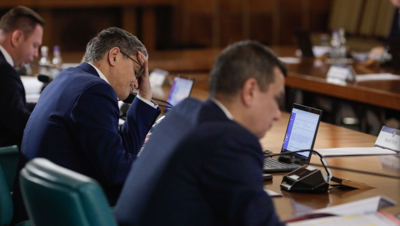 Guvernul promite pentru al doilea an consecutiv ca taie din cheltuieli. Bolos: Cele care nu sunt urgente, festivaluri, evenimente Imagine
