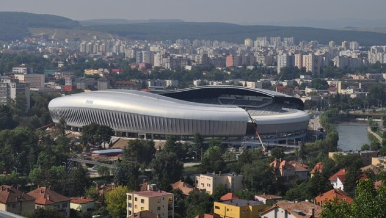 Guvernul sesizeaza Parchetul in legatura cu modernizarea Cluj Arena Imagine