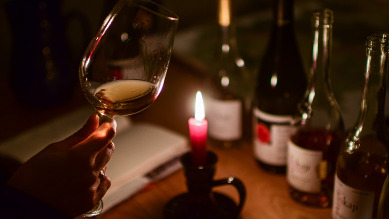 Hackerii rusi au incercat sa pacaleasca diplomatii europeni cu evenimente false de degustare de vinuri Imagine