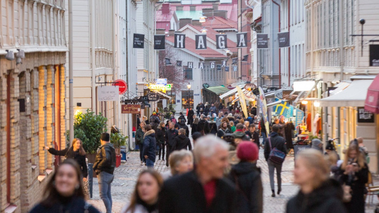 Haga a interzis publicitatea stradala pentru croaziere si calatorii cu avionul. Motivul deciziei Imagine