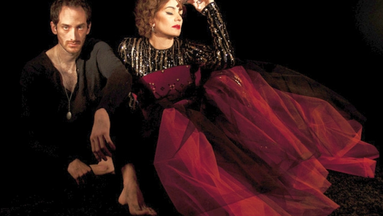 Hamlet, intr-o noua interpretare la Teatrul Nottara. Eroul lui Shakespeare poarta straie moderne, dar isi pastreaza trairile Imagine