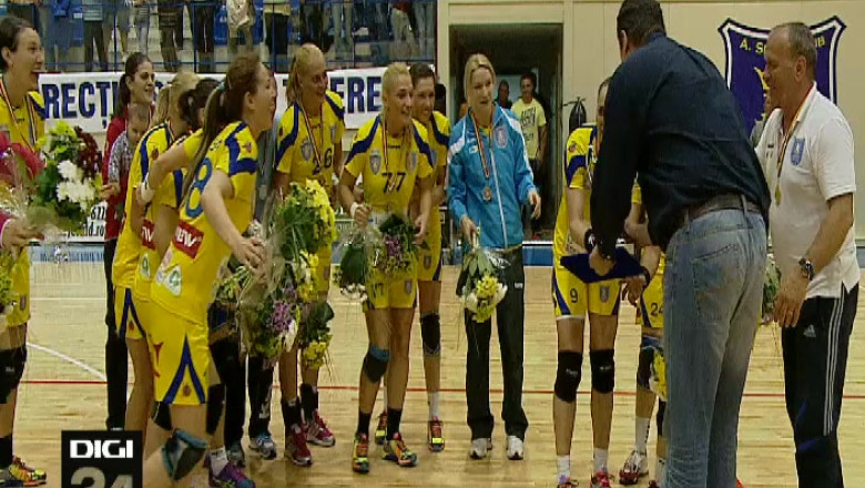 HANDBAL. Corona Brasov este vicecampioana Romaniei Imagine