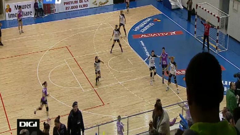 HANDBAL. Corona crede in minuni Imagine