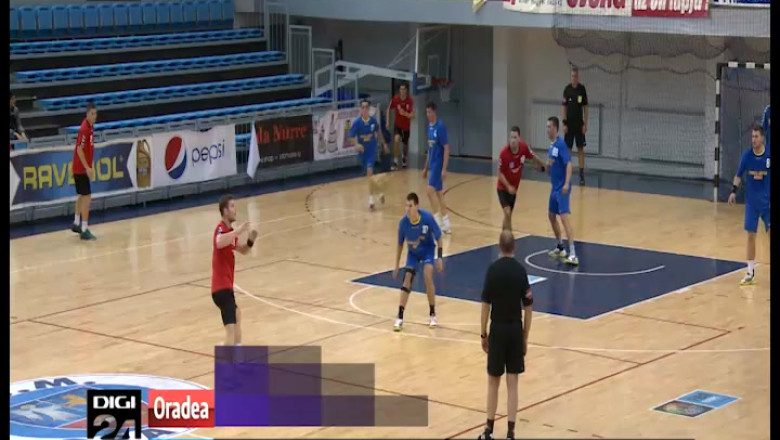 HANDBAL. Din victorie in victorie. Handbalistii oradeni au invins HC Arges in derbiul rundei a treia Imagine