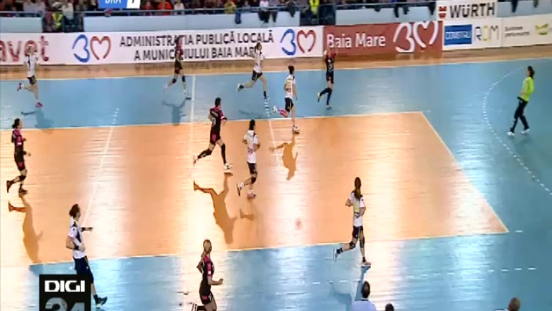 HANDBAL. Doar un punct de la Deva Imagine