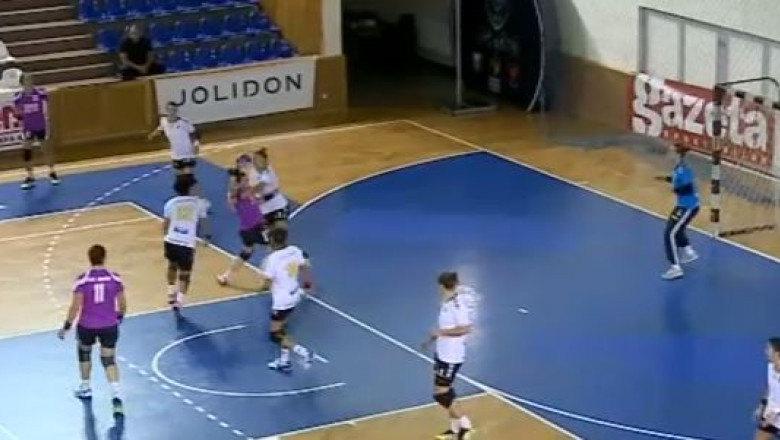 Handbal. Doua "studente" la Nationala Imagine