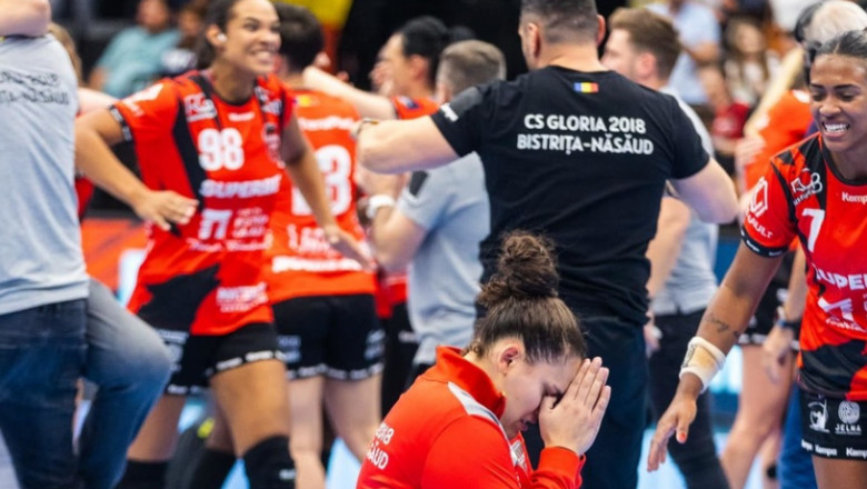 Handbal feminin: Gloria Bistrita a invins favorita CSM Bucuresti in duelul romanesc al grupei A a Ligii Campionilor Imagine