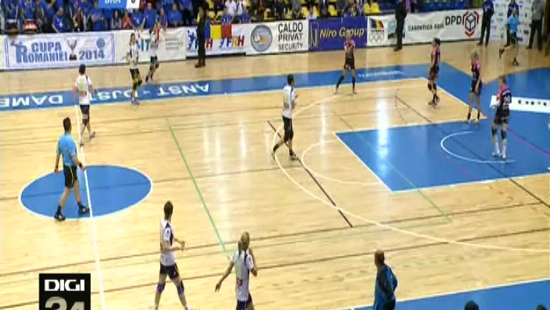 HANDBAL. Incepe finala in trei  Imagine