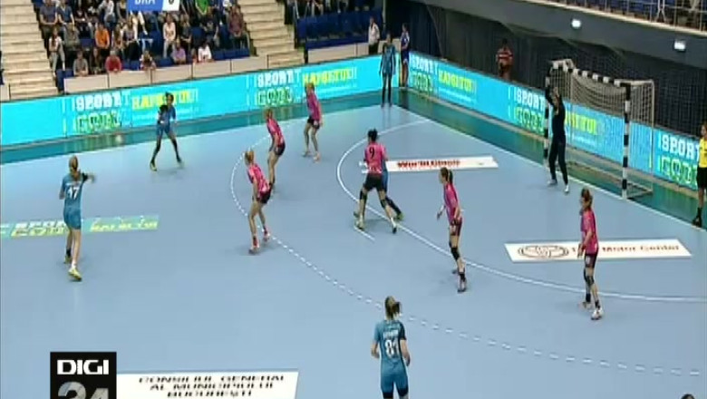 HANDBAL. Infrangere in derby  Imagine