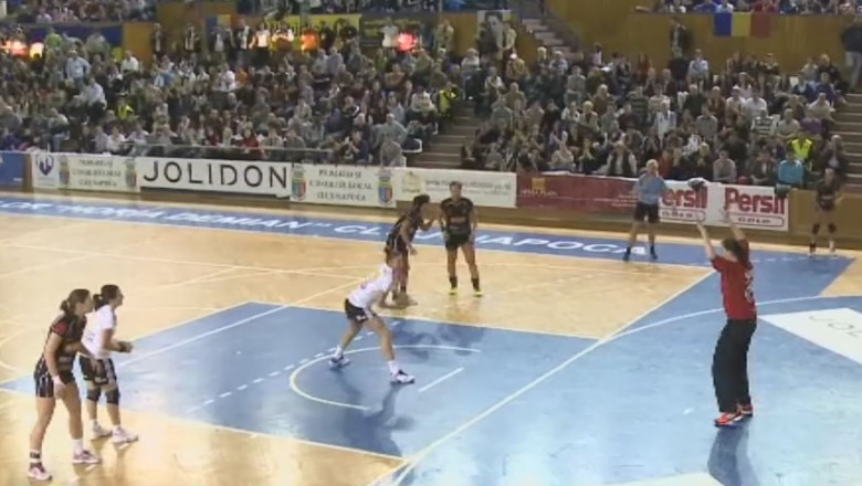 Handbal. Misiune imposibila in Ungaria pentru "U" Jolidon Imagine