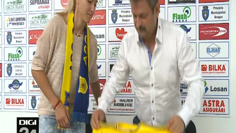 HANDBAL. Oana Bondar, prima mutare la Corona Imagine