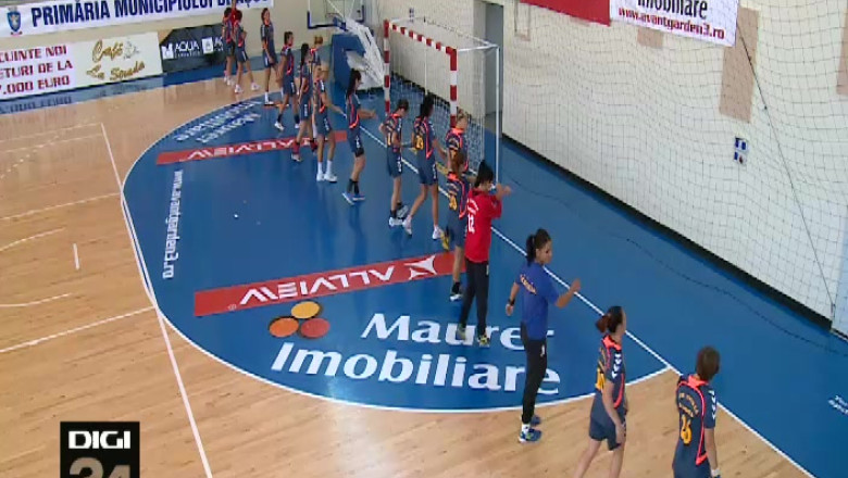 HANDBAL. Primul test pentru handbaliste Imagine
