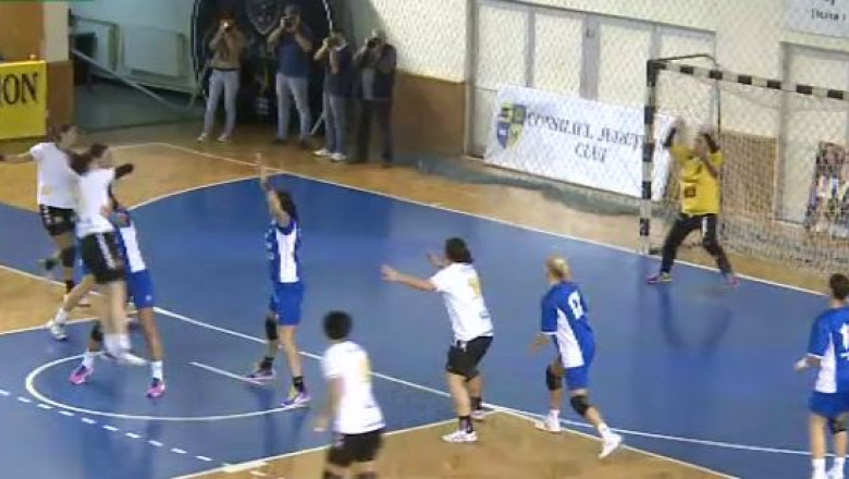 Handbal. "Studentele", la a doua victorie. "U" Alexandrion a invins Cetate Deva, 31-26, in etapa a 10-a a Ligii Nationale Imagine
