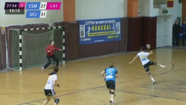 Handbal. "U" Jolidon a castigat la CSM Bucuresti Imagine