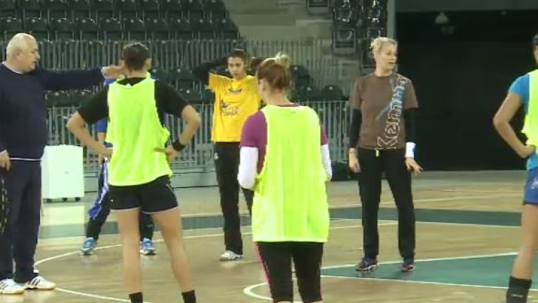 Handbal. Tadici a adus Nationala la Cluj Imagine