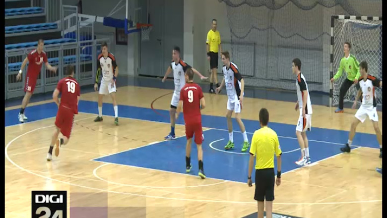 HANDBAL. Victorie la pas. Potaissa Turda II - CSM Oradea 27-39 Imagine