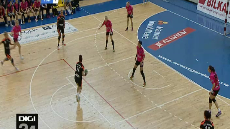 HANDBAL. Victorie lejera pentru Corona  Imagine