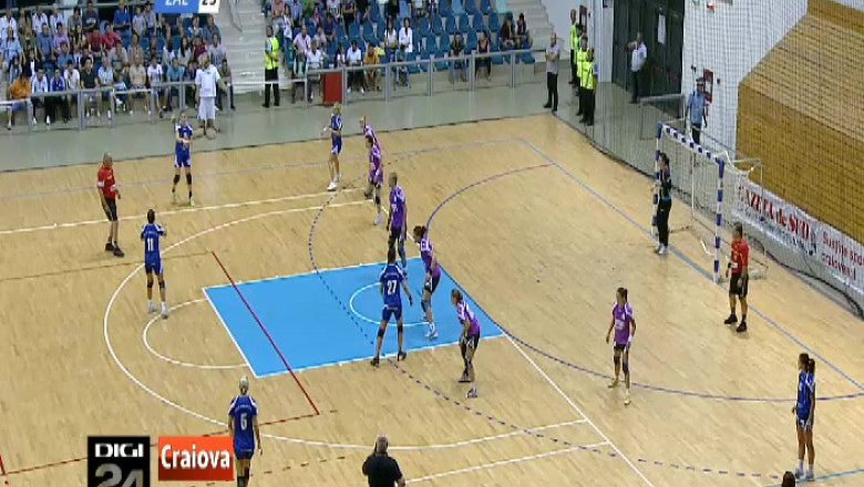 Handbalistele de la SCM Craiova spera sa castige meciul cu Cetate Deva Imagine