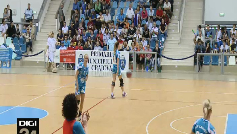 Handbalistele din Banie, pe locul al II-lea in clasament, cu 21 de puncte Imagine