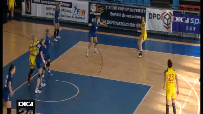 Handbalistele tricolore au castigat un meci din cele patru cu Ungaria si Rusia Imagine