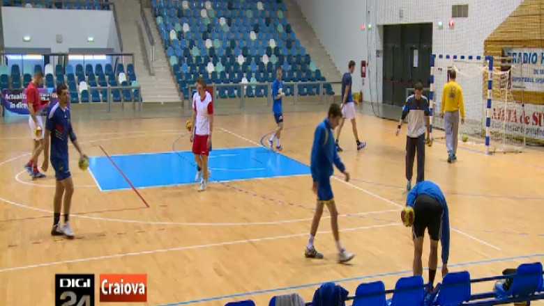 Handbalistii craioveni infrunta formatia Extrem Baia Mare Imagine