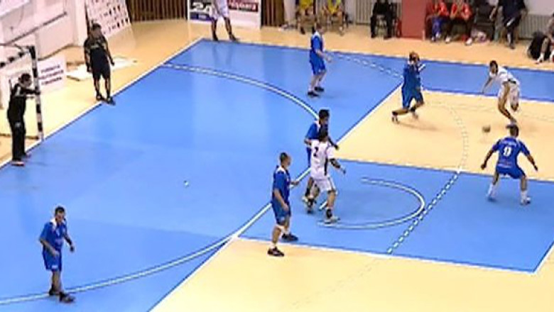 Handbalistii de la CH Poli cauta revansa in derby-ul Banatului Imagine