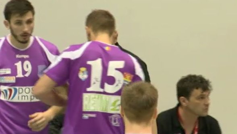 Handbalistii lui Poli, a patra infrangere consecutiva Imagine