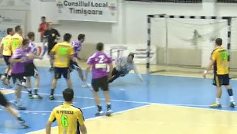 Handbalistii lui Poli, infrangere in fata viceliderului Potaissa Turda. Derby banatean in play-out Imagine