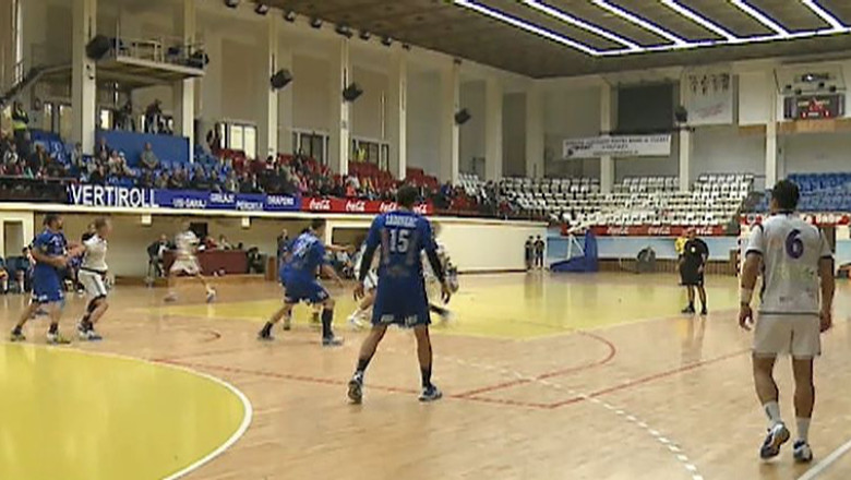 Handbalistii timisoreni, duel cu liderul HCM Constanta Imagine