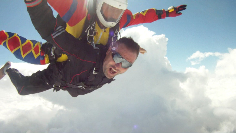 HANGARIADA. Distractie la inaltime Imagine