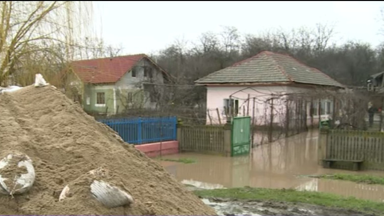 Hartile de risc arata ca un sfert din localitatile Romaniei sunt amenintate de inundatii Imagine