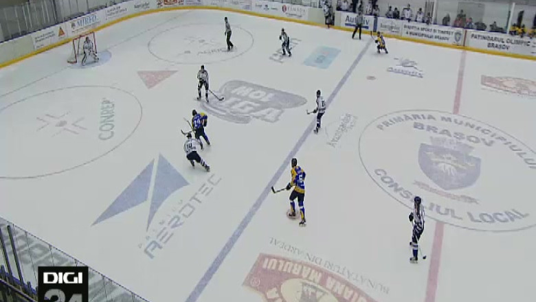 HOCHEI. A patra victorie din Campionatul National Imagine