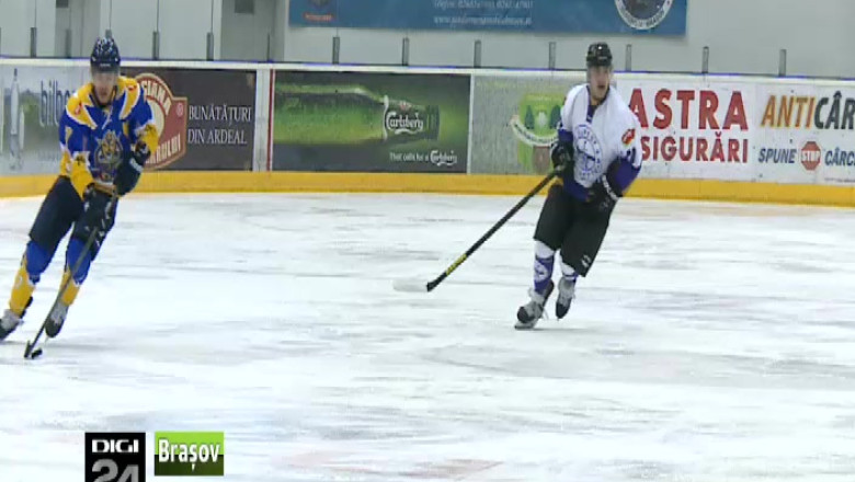 HOCHEI. Corona aduce patru puncte din deplasare Imagine