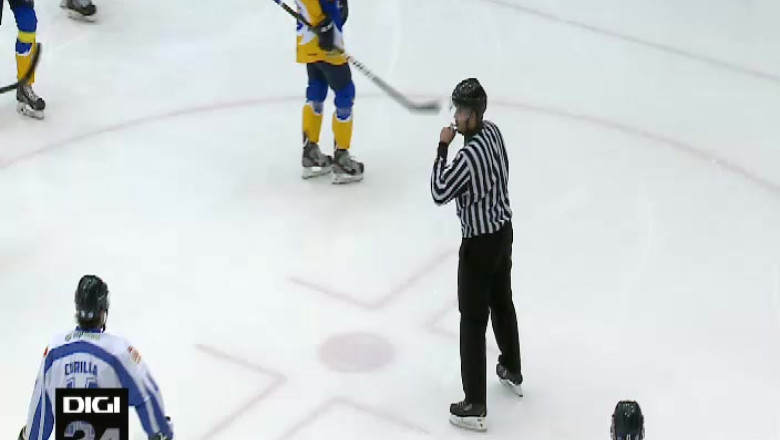 HOCHEI. Cupa Continentala, gazduita la Brasov Imagine