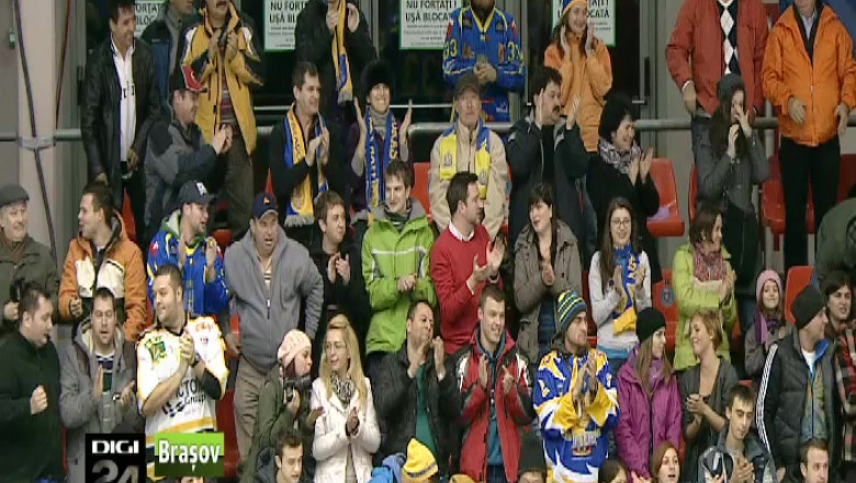 HOCHEI. Victorie importanta in deplasare Imagine