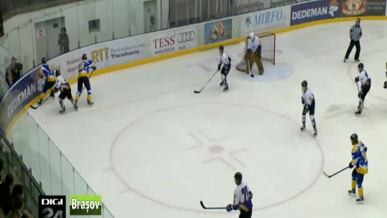 HOCHEI. Victorie la final de an Imagine