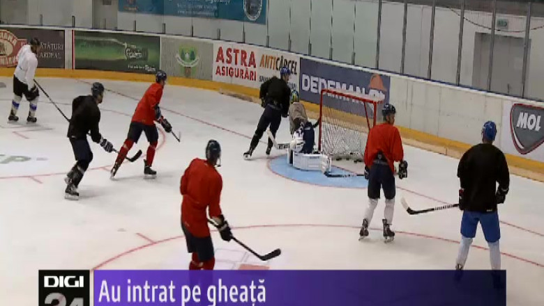 Hocheistii de la Corona Brasov au intrat pe gheata Imagine