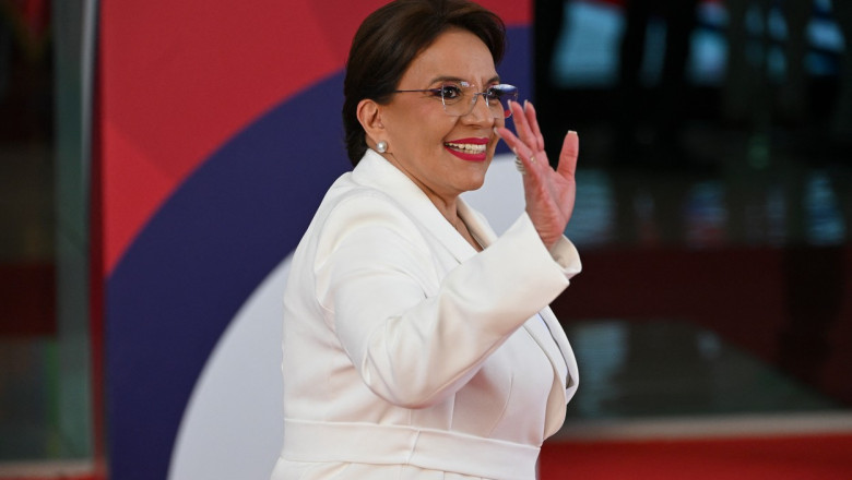 Honduras rupe relatiile diplomatice cu Taiwan si anunta ca recunoaste "o singura China" Imagine