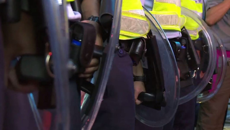 HONG KONG. Violente intre manifestantii pro-democratie si fortele de ordine Imagine