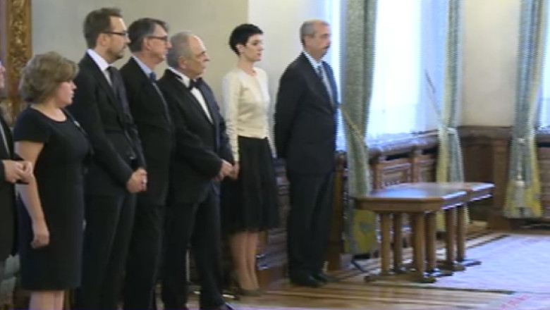 Horia Roman Patapievici, decorat de Traian Basescu Imagine