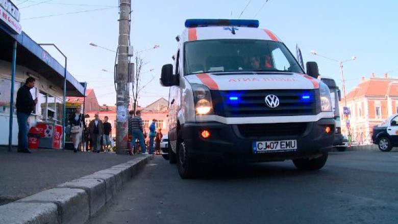 Hot de ambulanta, cautat de politisti Imagine