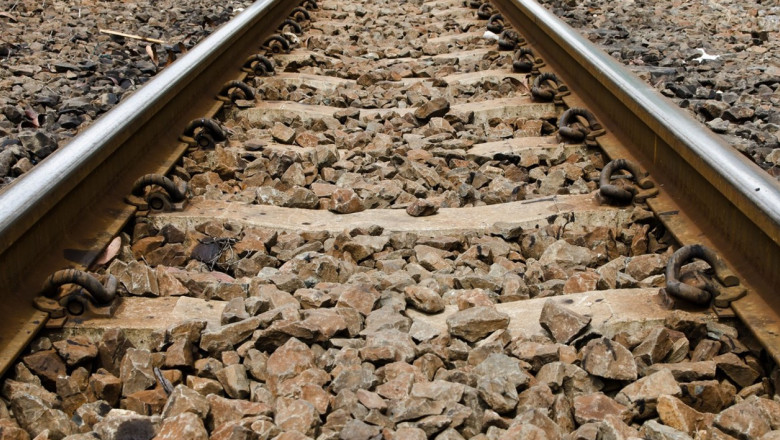 Hotii au furat o portiune din calea ferata ingusta de la Mina Lonea Imagine