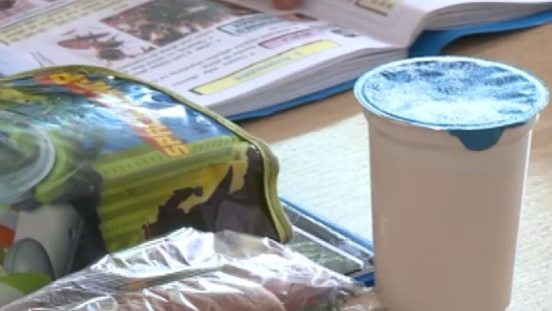 Hrana elevilor, motiv de disputa politica. PDL propune o masa calda pentru copii Imagine