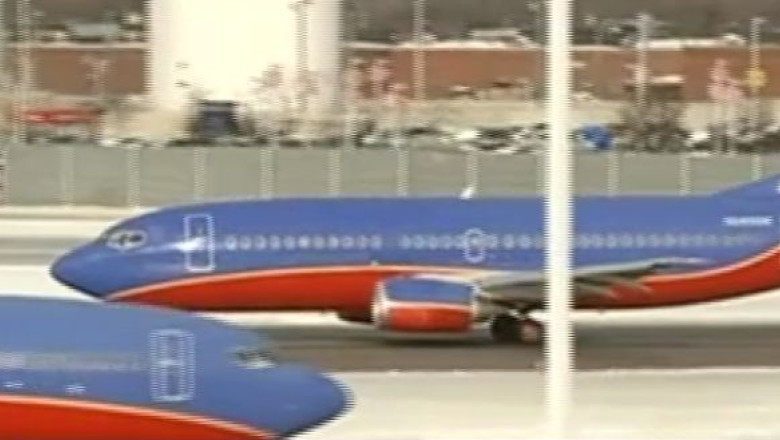 Iarna a dat peste cap traficul aerian din New York Imagine