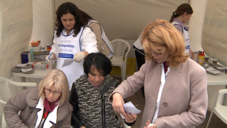 IASI. 54 de medici de familie, specializati sa faca teste pentru hepatita Imagine